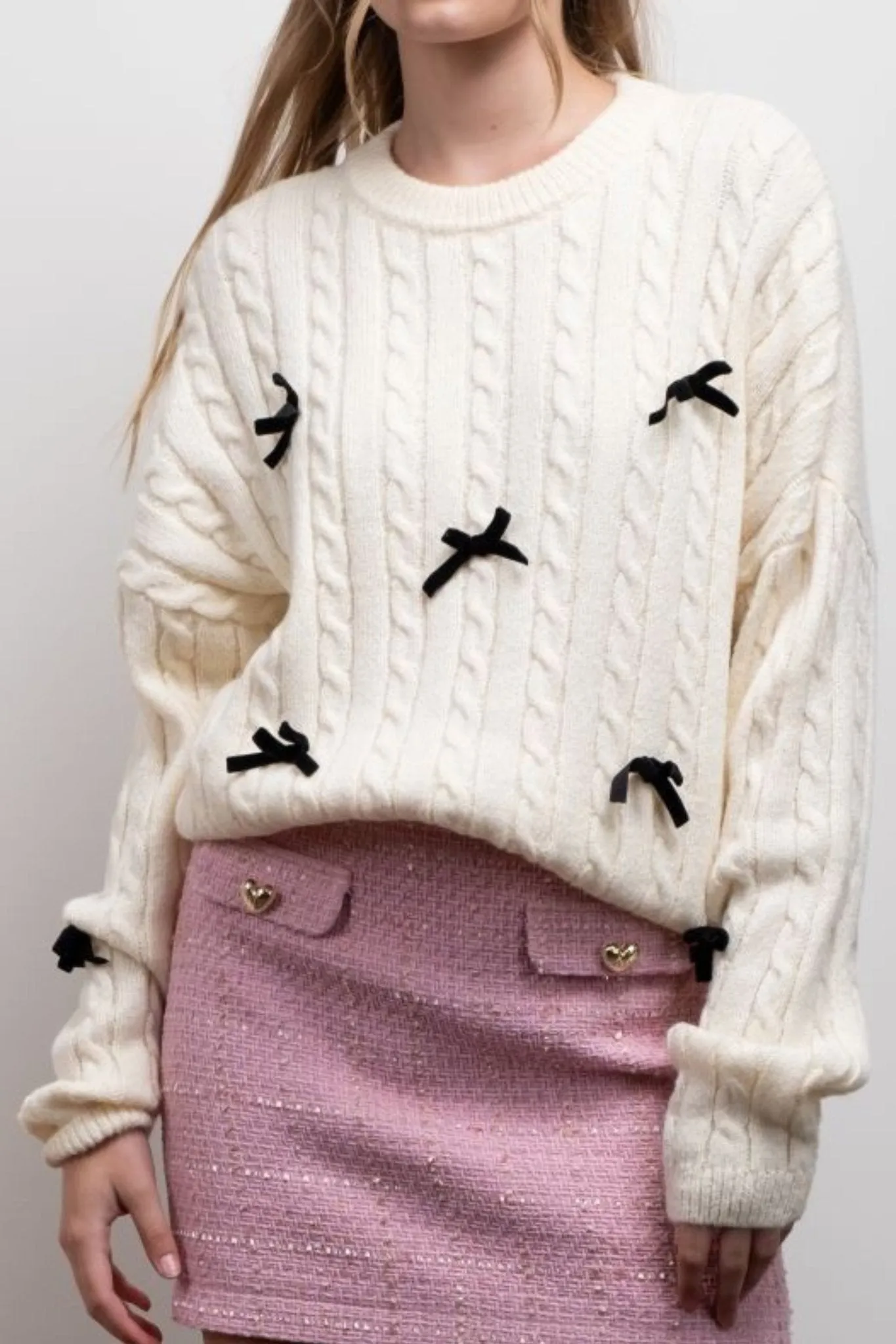 BOW DETAIL CABLE KNIT PULLOVER SWEATER