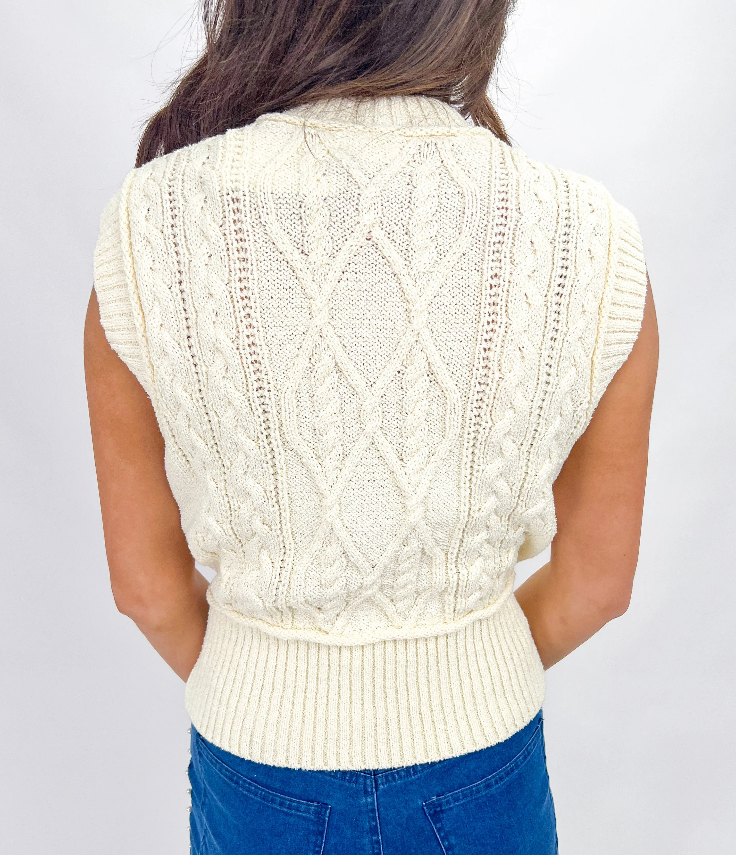 I'M ALL IN IVORY CABLE KNIT SWEATER VEST