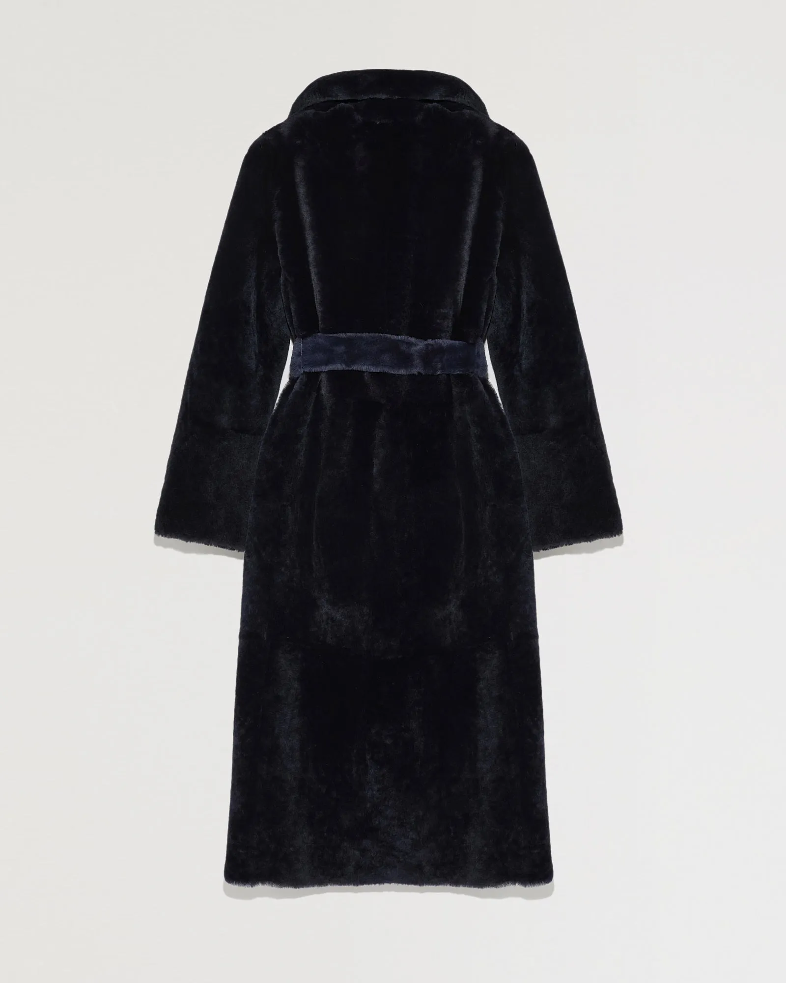 Long reversible coat in lacon lambskin