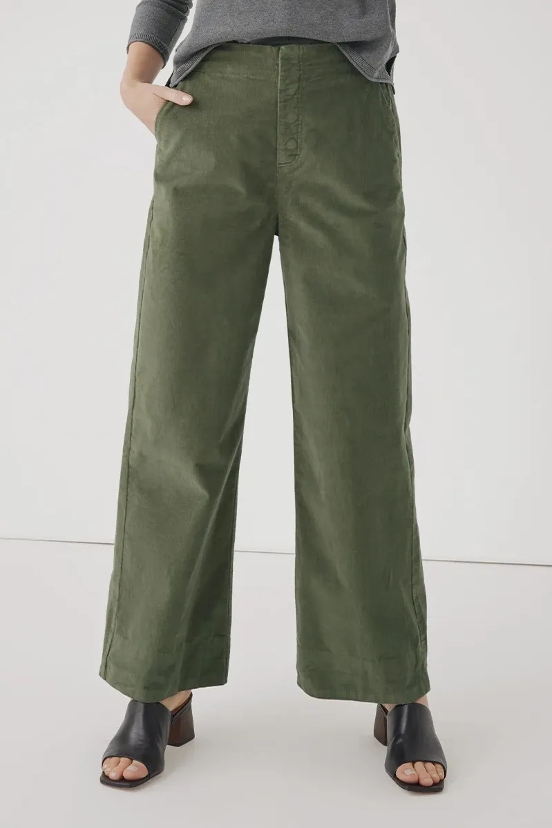 Modern Corduroy Wide Leg Pant